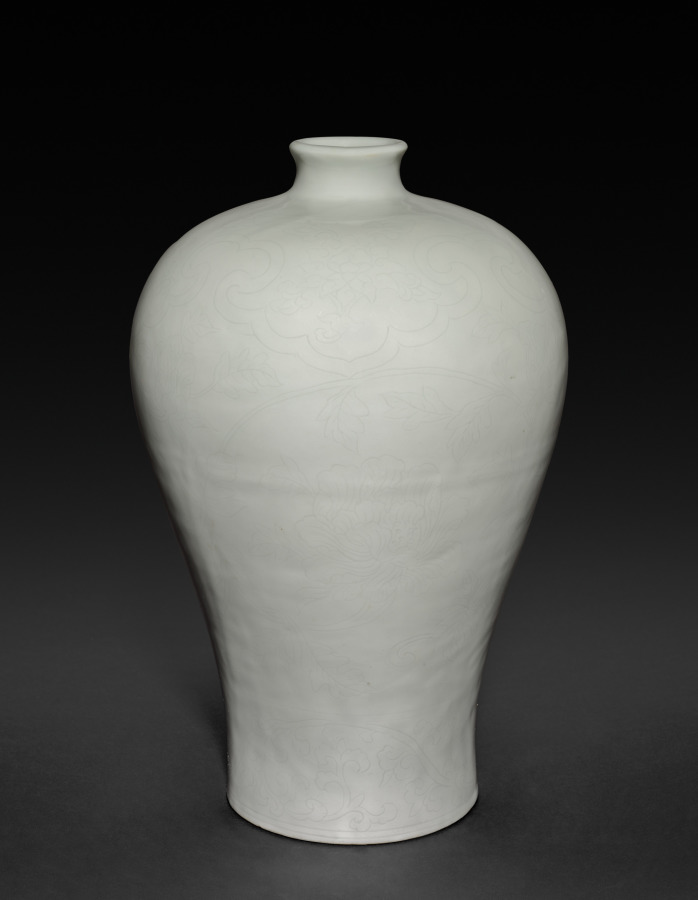 'Sweet White' Meiping with Cloud Collars