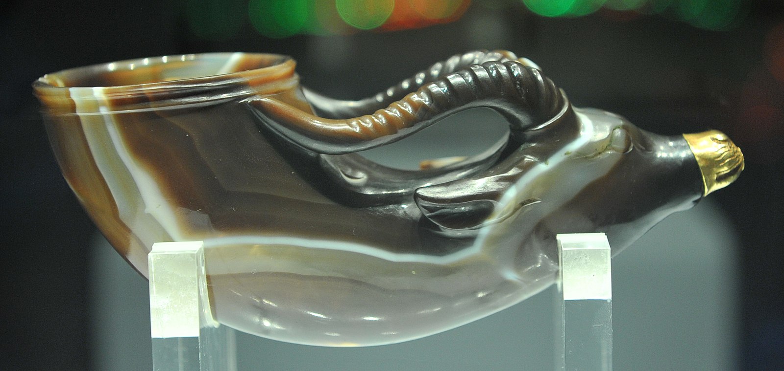 Beast-Head Agate Cup